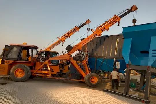   Industrial Loading and unloading crane services