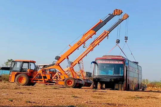 Loading and unloading crane services