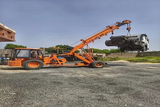 Heavy lifting crane services in Rajasthan
