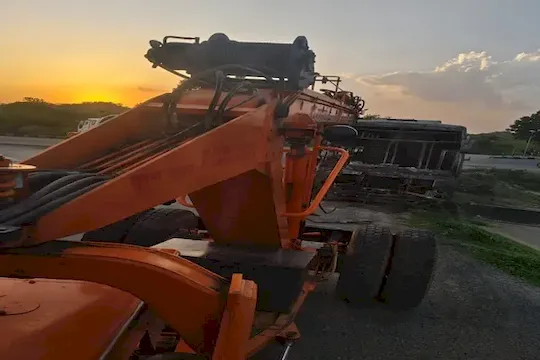 Heavy lifting crane services in Rajasthan